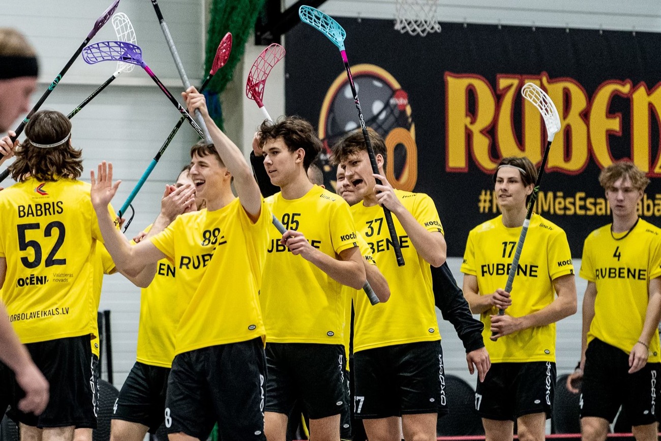 Latvijas Florbola savienība » LV » 2025/2026 » Jaunumi » Kocēnu "Rubene" rezultatīvā cīņā tiek pie uzvaras Tallinā