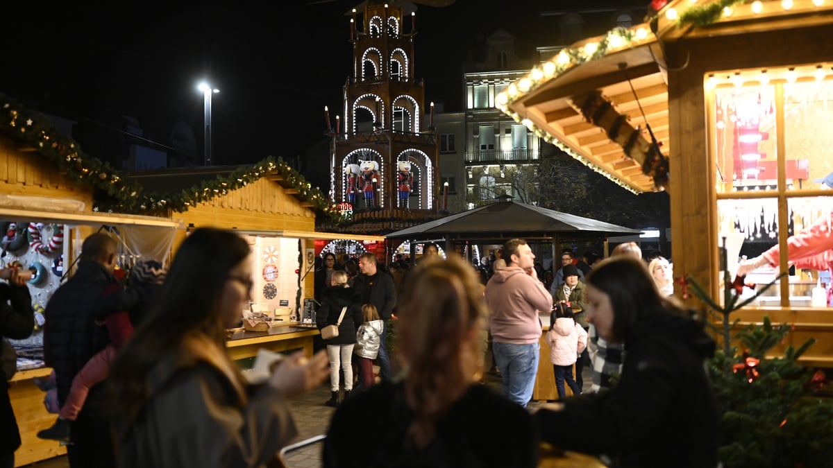 Bereits am vergangenen Freitag hat der „Escher Krëschmoart“ seine Tore geöffnet.
