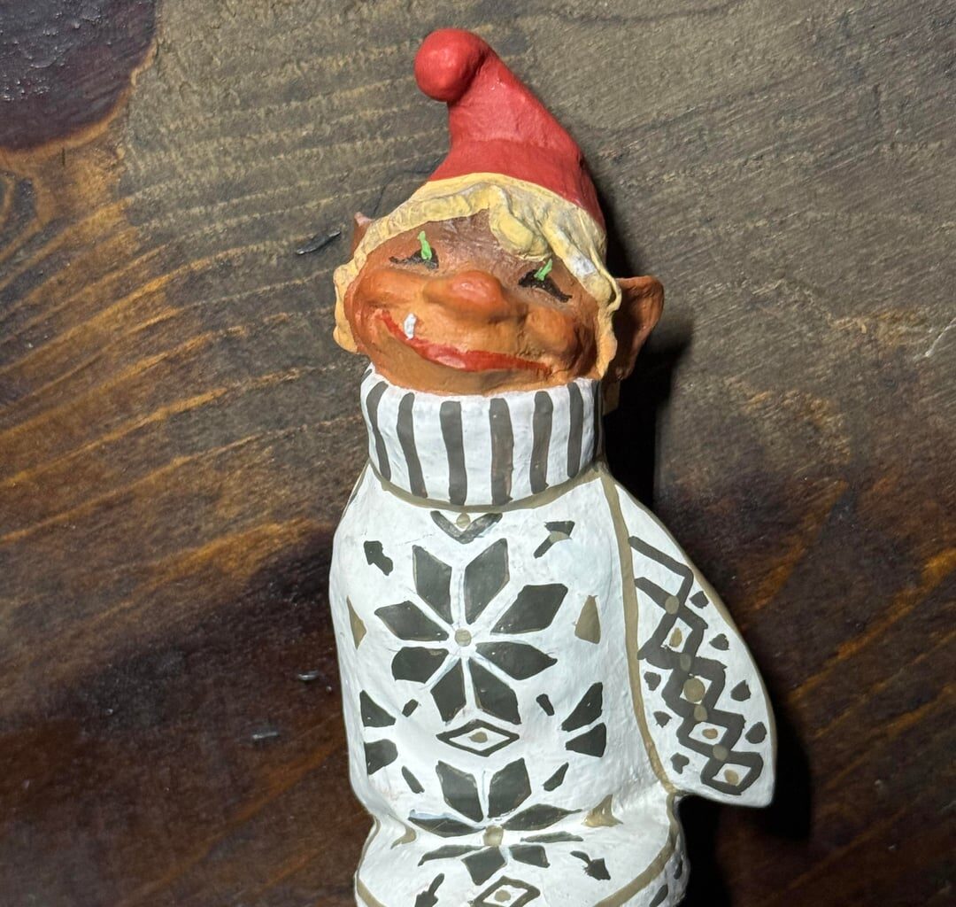 Can anyone tell me about this troll and maker?