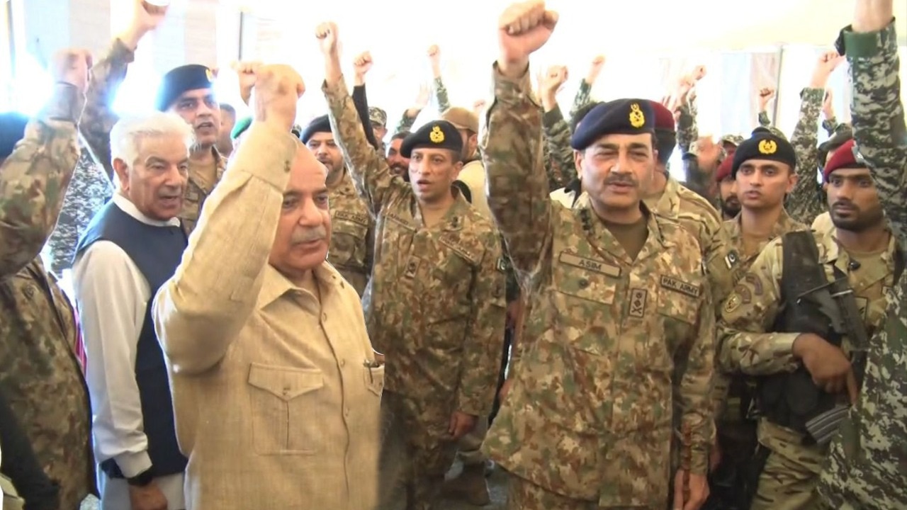 Pakistan PM Shehbaz Sharif and army chief Field Marshal Asim Munir
