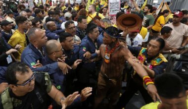 COP30 à Belém : des manifestants indigènes forcent l’entrée du site pour faire entendre leurs revendications