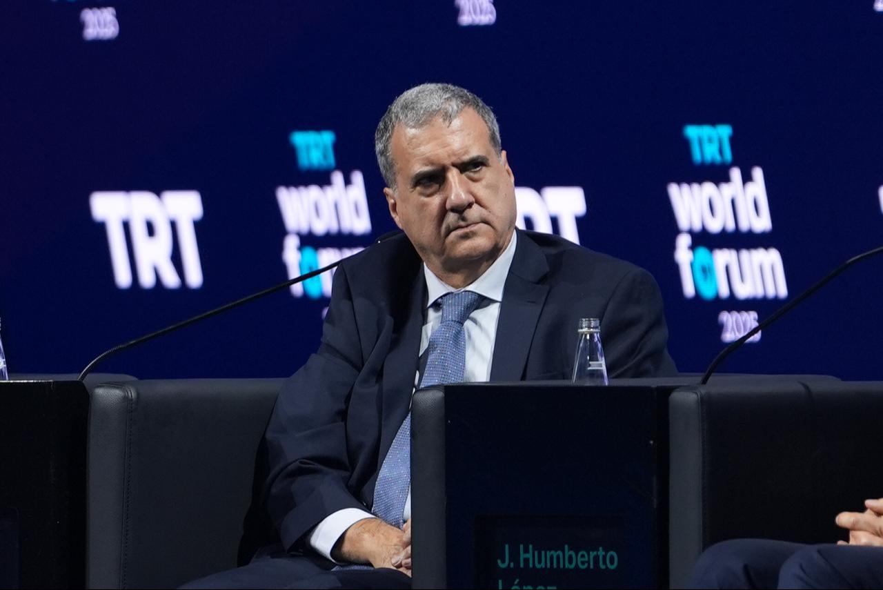 World Bank Türkiye Director Humberto Lopez speaking at a session during the TRT World Forum 2025 in Istanbul, Türkiye on Nov. 3, 2025. (AA Photo)