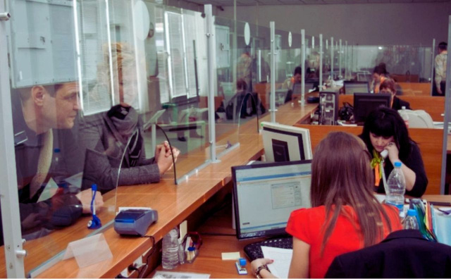 Bulgaria: Average Salary in Bulgaria’s State Administration Rises to 3,088 Leva (€1,580)