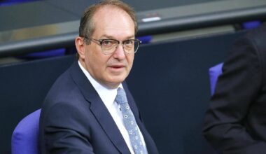 Bericht: Dobrindt-Ministerium will Regenbogenfahne verbannen