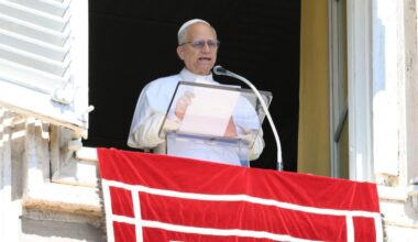 Pope Leo XIV addressing crowd from window of the apostolic palace overlooking St. Peters square during the Angelus prayer in The Vatican on Sept. 21, 2025. (AFP Photo)