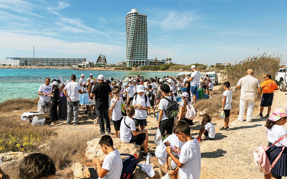 Cypriot volunteer action resonates around the world