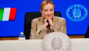 Sondaggio Fratelli d'Italia centrodestra