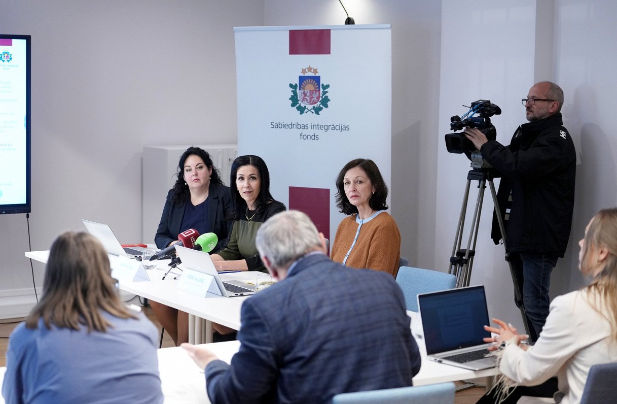 Concerns about idea to close Society Integration Foundation / Article