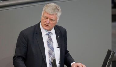 Verwaltungsgericht bestätigt: Bundestag darf Ex-AfD-Abgeordnetem Oehme wegen Russland-Verbindung den Zutritt verweigern