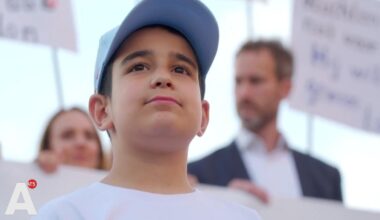 In Amsterdam geboren Mikael (13) wordt toch niet uitgezet naar Armenië