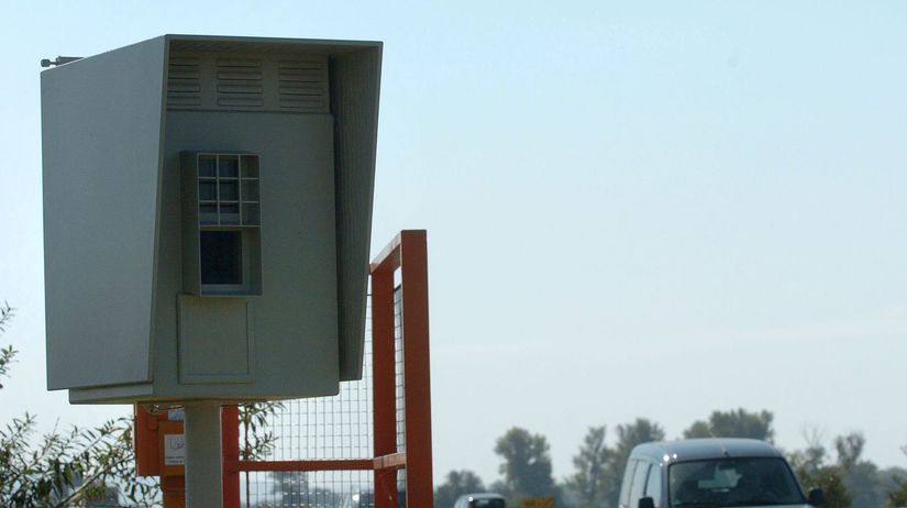 Slovensko čaká veľká zmena. Na cestách pribudne takmer 300 radarov a kamier. Pokuty budú chodiť automaticky - Spotrebiteľ - Užitočná pravda