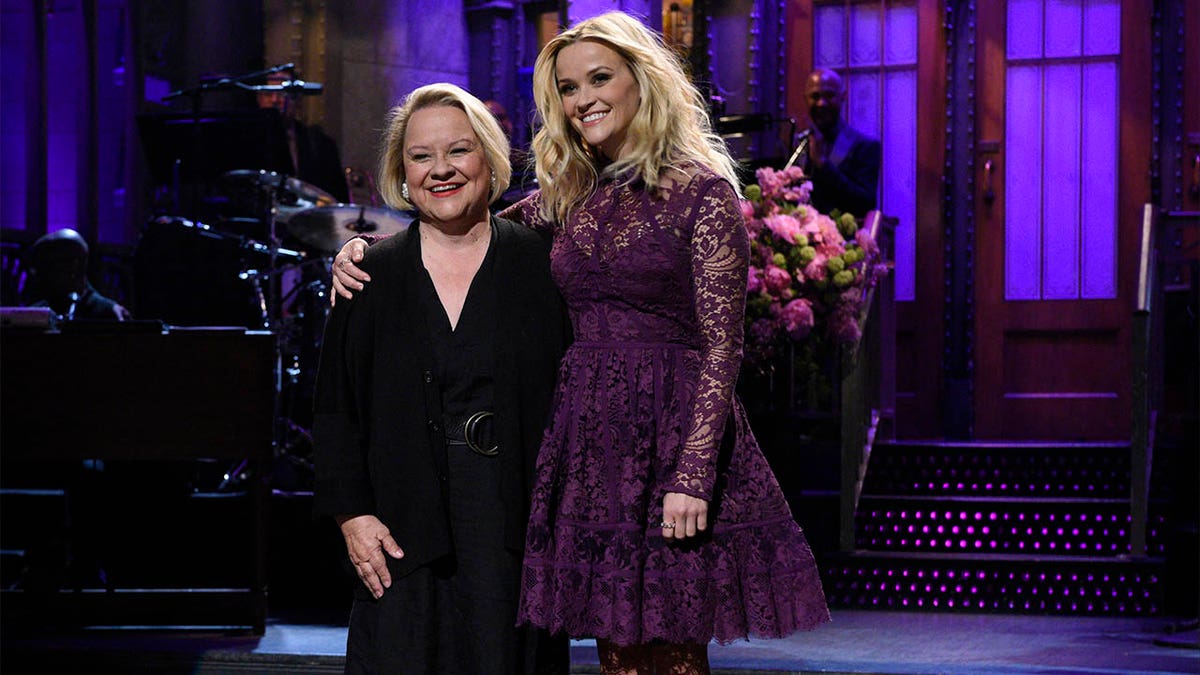 Reese Witherspoon and mom Betty Reese on SNL