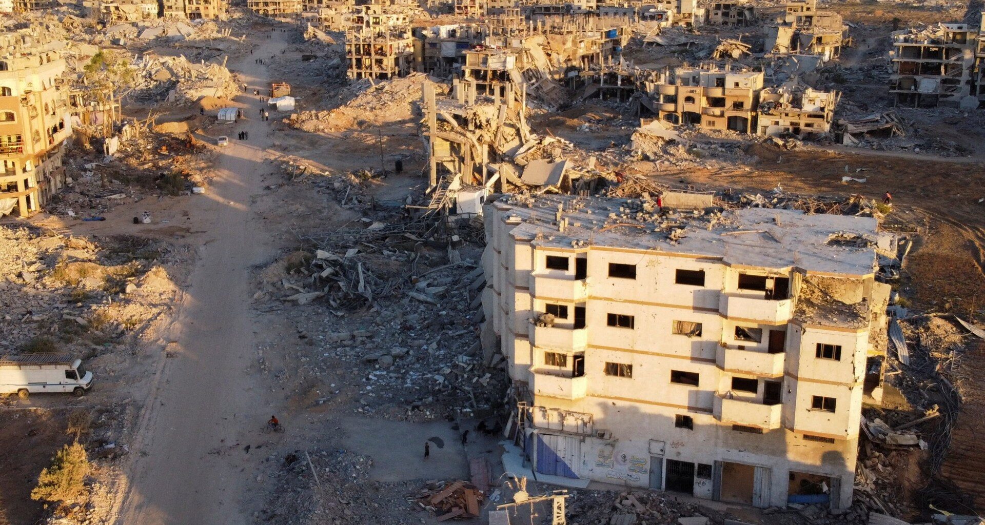Israel’s war on Gaza, curbs drive Palestinian economy to record collapse | Israel-Palestine conflict News