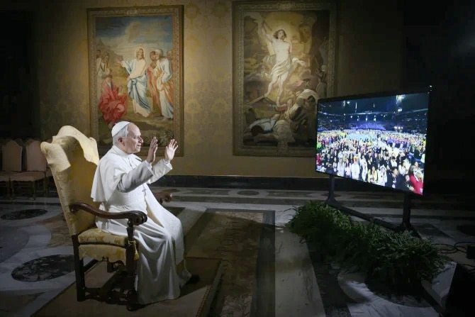 LIVE UPDATES: NCYC 2025 — Pope Leo XIV’s historic first digital encounter with young U.S. Catholics
