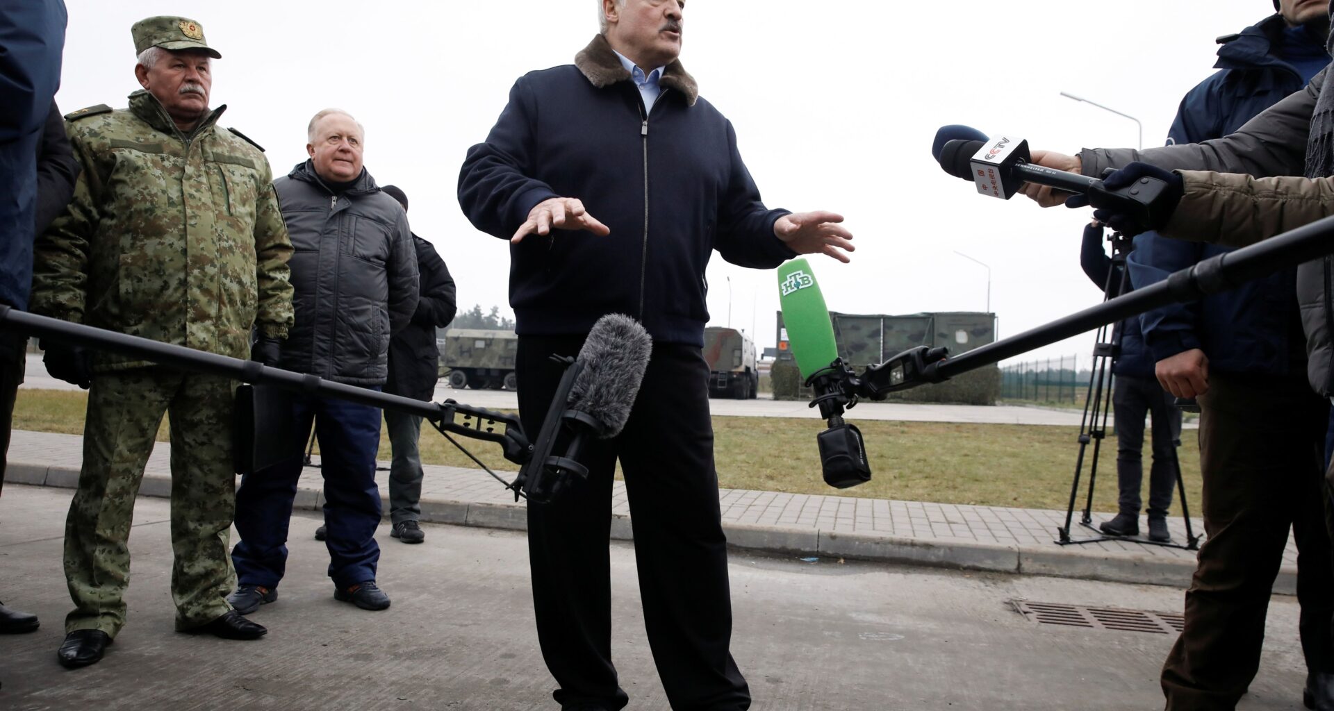 Belarus court sentences 4 journalists to years of house arrest