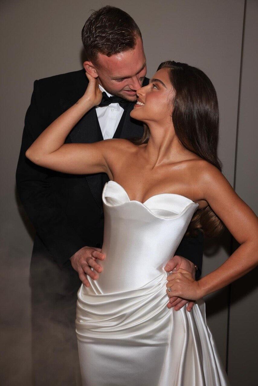 Just before the ceremony: Noa Kirel and Daniel Peretz (Photo: Eran Beeri) נועה קירל ודניאל פרץ