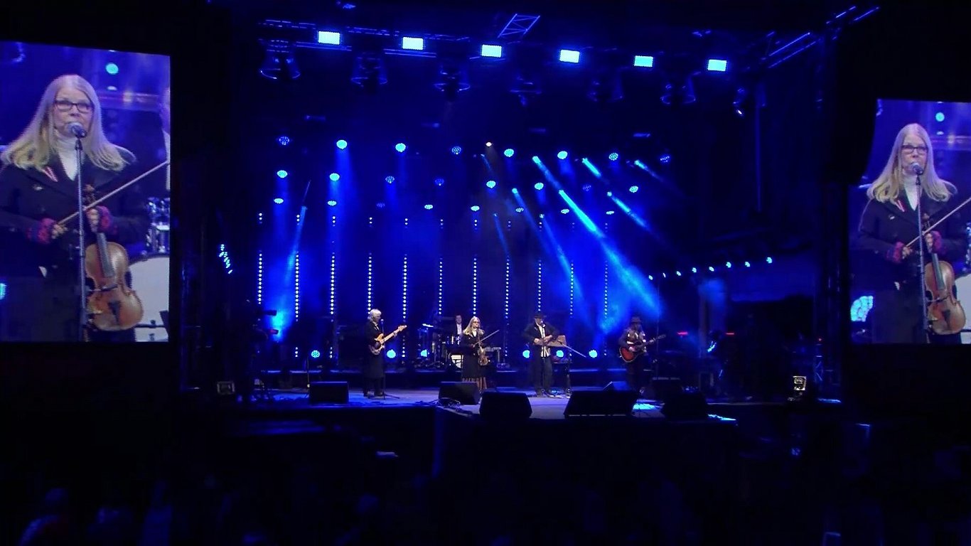 Lāčplēsis Day concert / Article