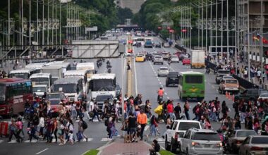 Venezuela. Consulados estão a disponibilizar canais de urgência para apoiar portugueses