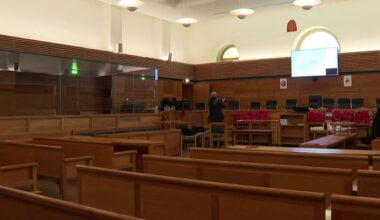 Retour sur la première journée d'audience marquée par l'absence de Jacques Santoni et la demande de huis clos du repenti