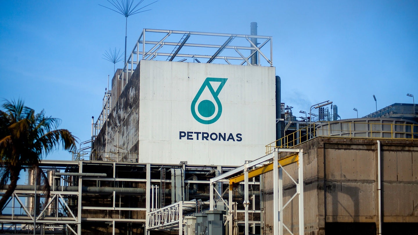 Petronas signs MoUs to advance seismic imaging and AI initiatives