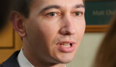 Govt halts puberty blockers for new gender dysphoria patients