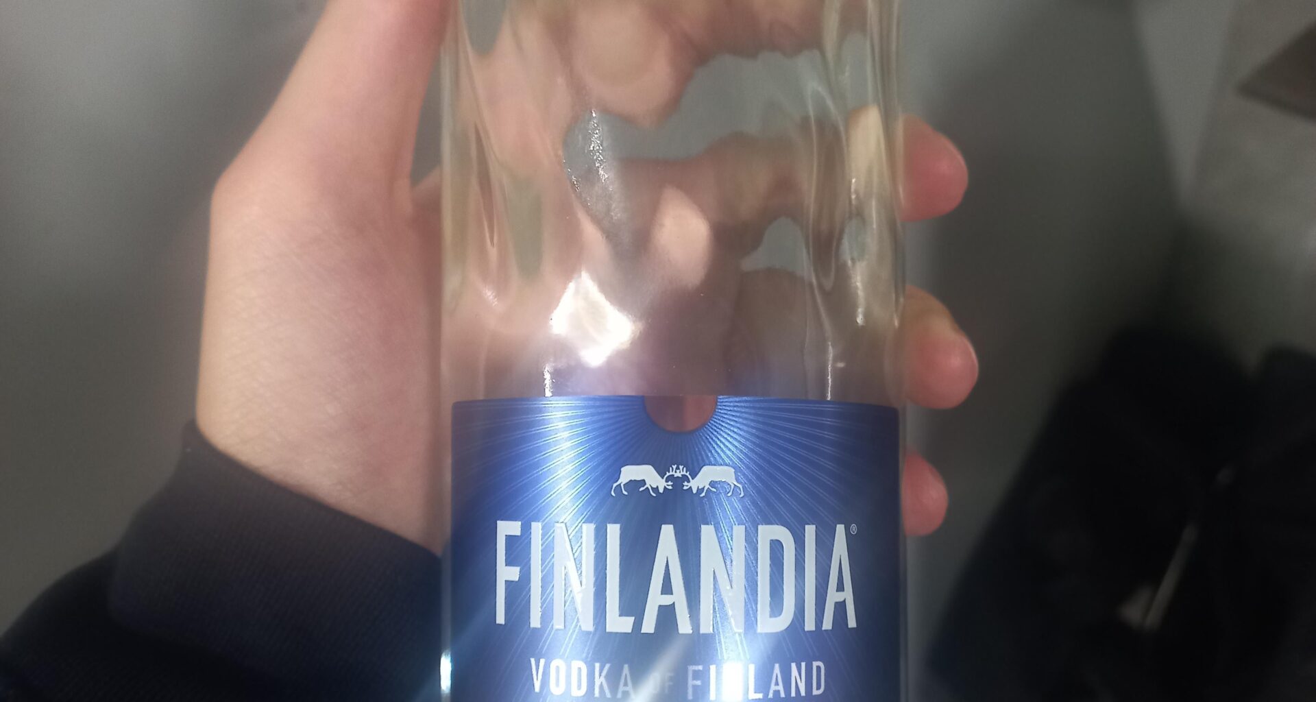 Dude from New Zealand buying alcohol for the first time!