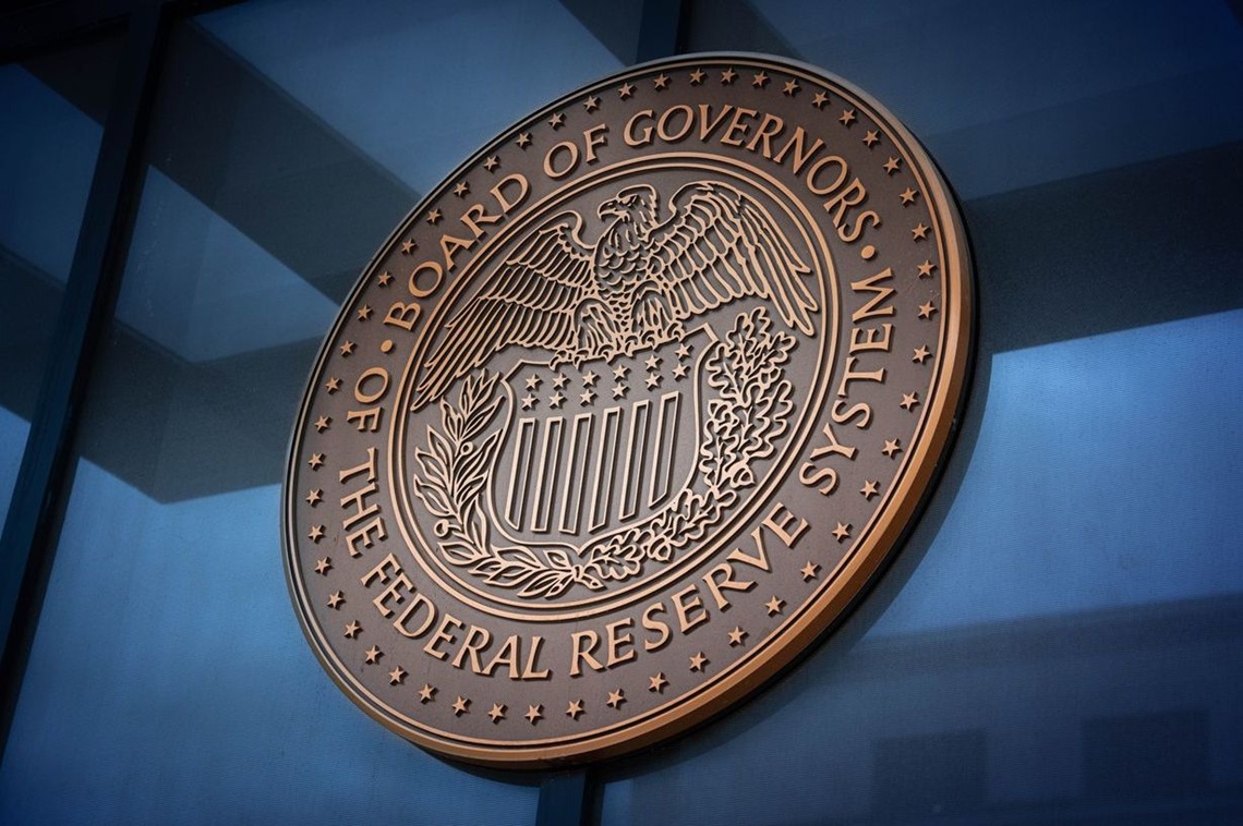 Fed Minutes Show Board Divided Over December Rate Cut