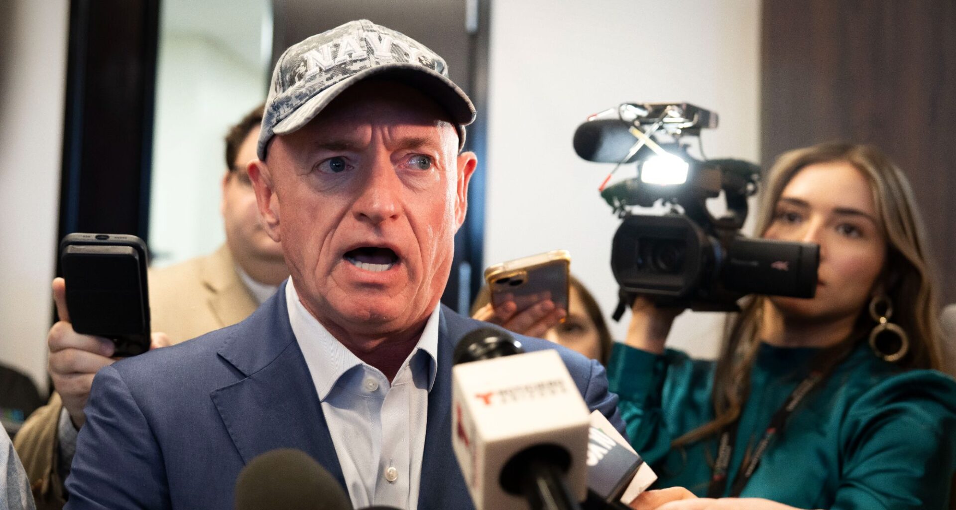 Pentagon targets Kelly over ‘illegal orders’ video