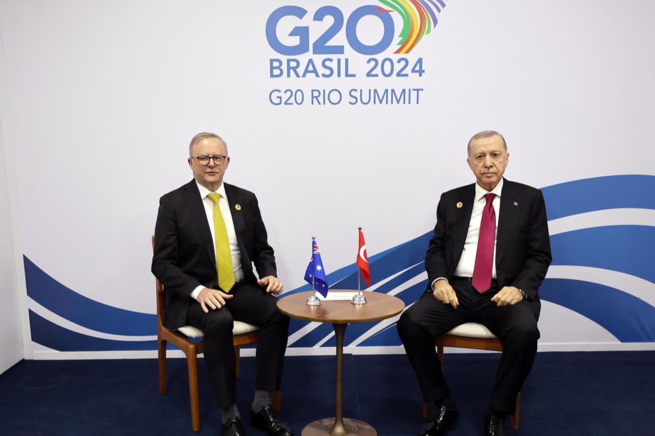 Turkish President Recep Tayyip Erdogan (R) meets with Prime Minister of Australia Anthony Albanese (L) within the G20 Leaders Summit in Rio de Janeiro, Brazil on Nov. 18, 2024. (Turkish Presidency / AA Photo)