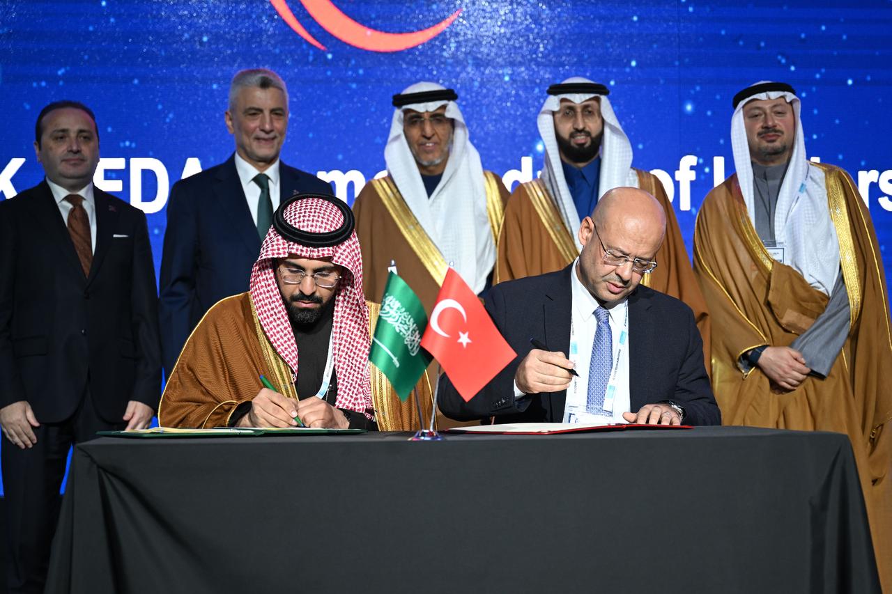 Under the auspices of the Presidency, the 11th World Halal Summit—organized in cooperation with the Standards and Metrology Institute for Islamic Countries (SMIIC), an affiliated body of the Organization of Islamic Cooperation (OIC), and coordinated by the Ministry of Trade and the Halal Accreditation Agency- on November 26, 2025. (AA Photo)