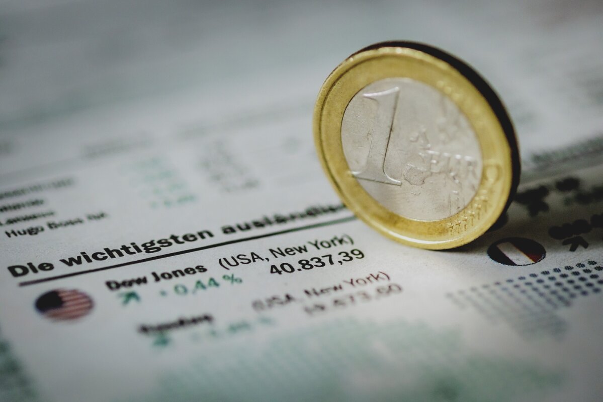 3 īpaši augsta ienesīguma dividenžu akcijas, ko iegādāties 2026. gadā