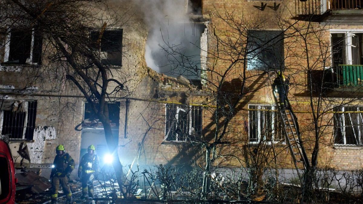 Po ruských útokoch ostalo vyše 600-tisíc domácností bez elektriny