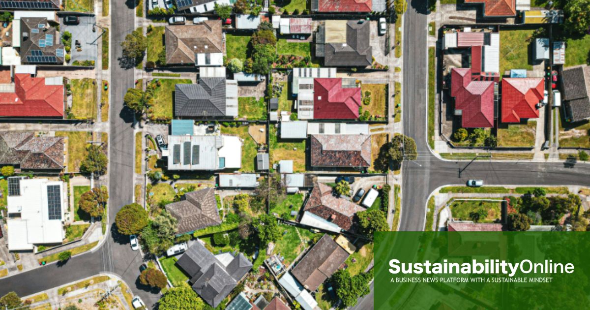 Australia to provide households with three hours of free solar power every day