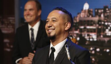 Cleto Escobedo III, who led Jimmy Kimmel's house band, dies at 59 : NPR