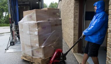 The Trump admin cut money for Wisconsin schools to buy local produce. What now? | WUWM 89.7 FM