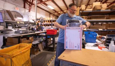 Supreme Court to weigh Trump's tariffs