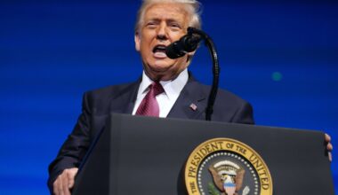 Live updates: Trump promotes his economic agenda after Democratic election wins