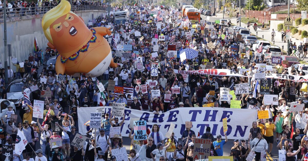 Photos: 'No Kings' protests - Los Angeles Times