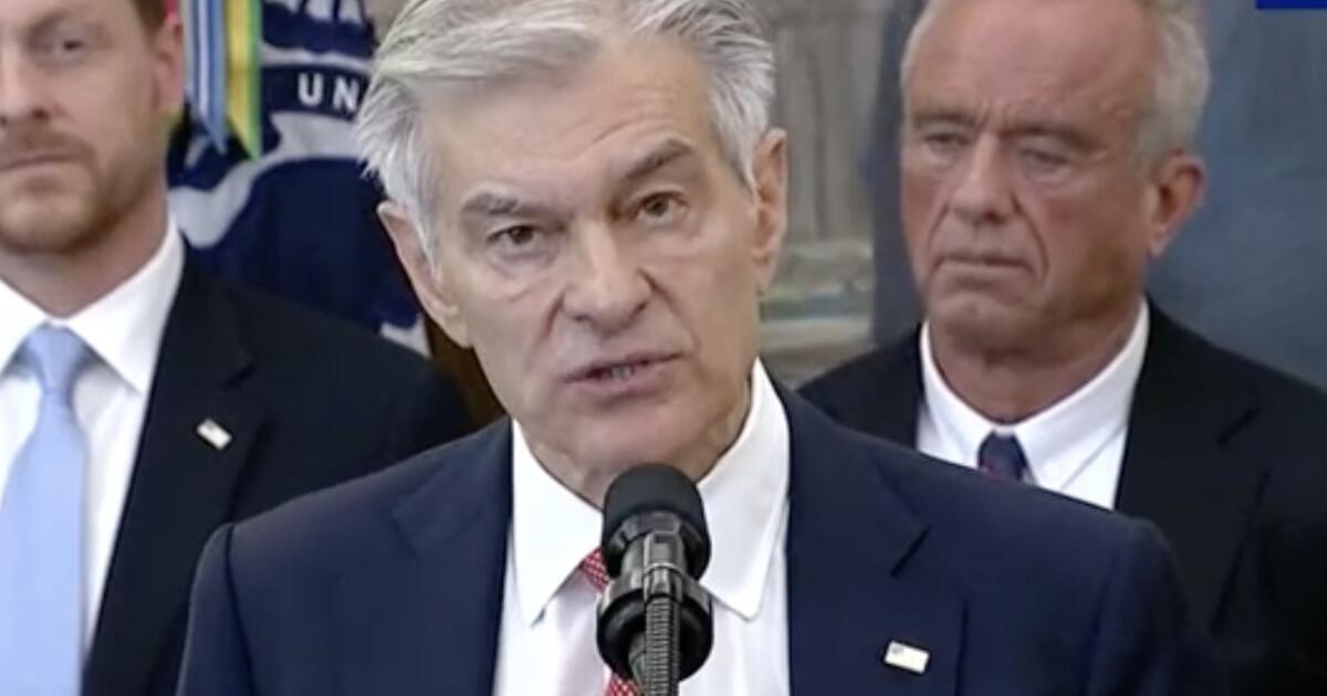 Hiltzik: How Trump's math doesn't add up