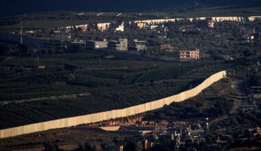 Lebanon to file complaint against Israel for wall inside its territory