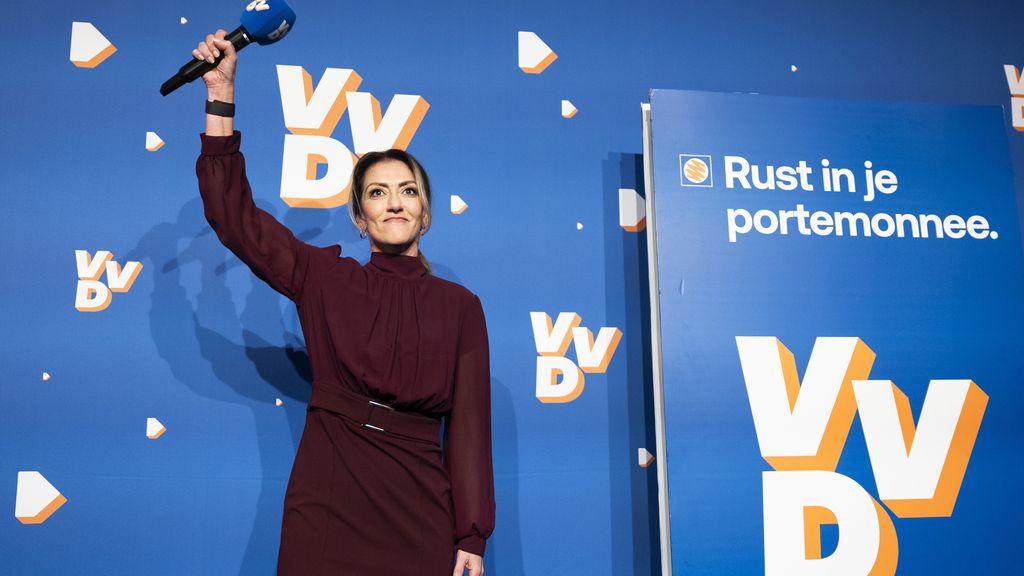 VVD zit krap bij kas, overweegt verplichte afdracht voor eigen politici