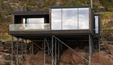 Floating Above the Arctic: Vipp’s Latest Guesthouse Channels Norway’s Fishing Tradition