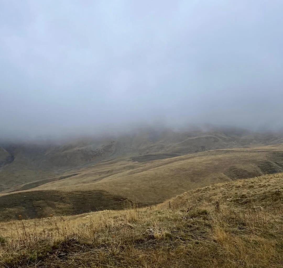 Eigentlich hatten wir einen Bergsee mit schöner Aussicht erwartet. Hat trotzdem Spaß gemacht.