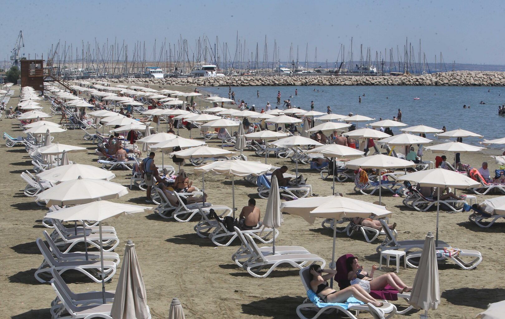 cover Sunny day ahead with temperatures high for time of year