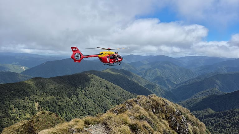 The remaining trampers stated they were enjoying some "beautiful sun across the Tararua ridgelines for now"