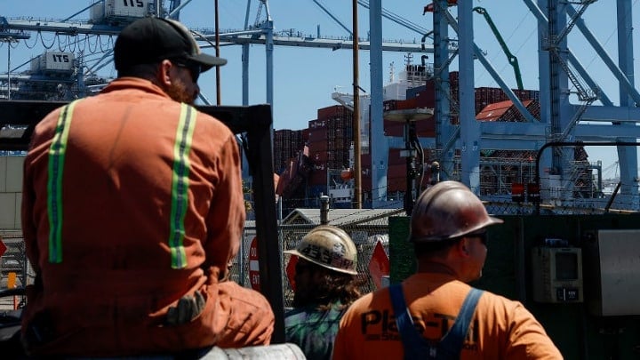 Greece Ranks Second-Lowest in EU average Saalaries for 2024