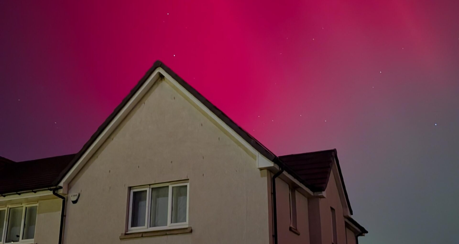 Northern lights shining bright at 3am in East Lothian