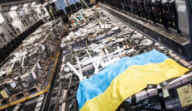 USA Threatens to Cut Off Arms and Intelligence Supplies to Ukraine if Zelensky Does Not Sign Trump's Plan