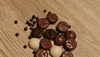 Hoe ontstaan de miniscule chocoladebollen tussen de pepernoten?