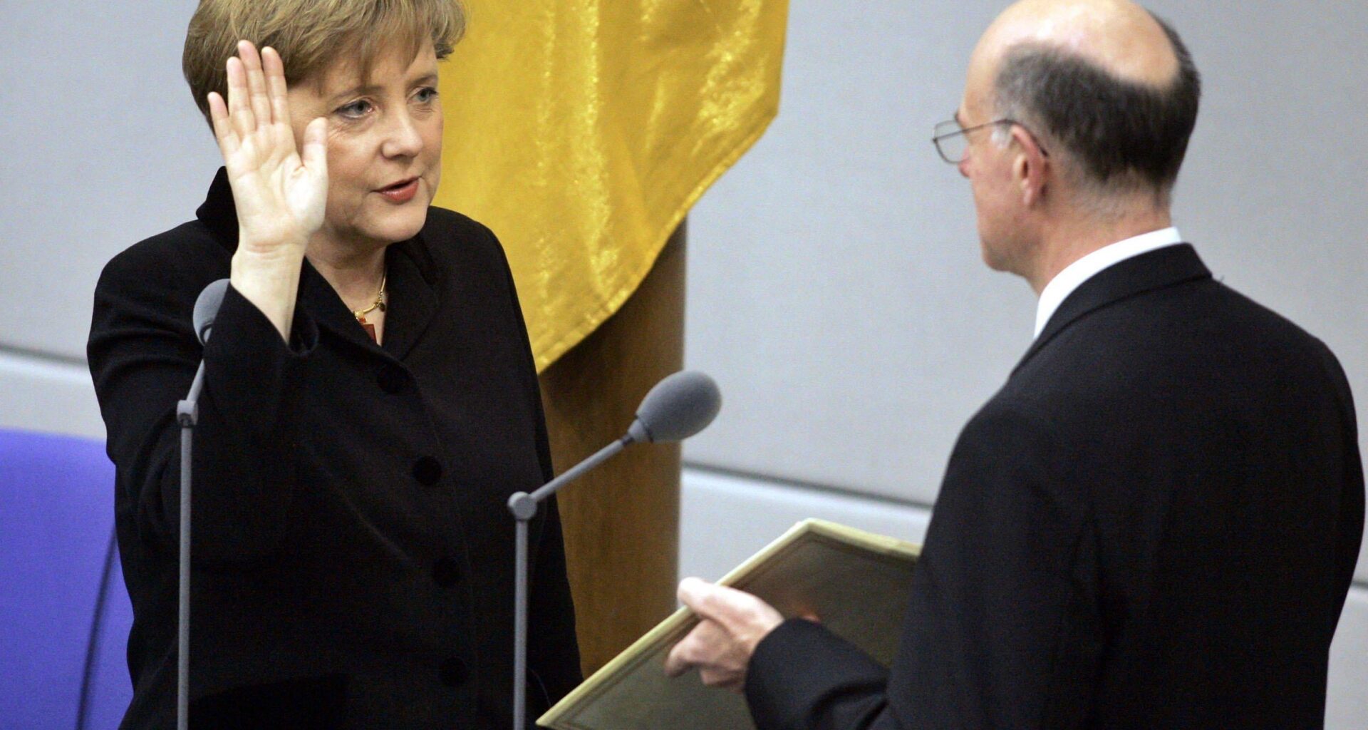 Heute vor 20 Jahren wurde Angela Merkel erstmals zur deutschen Bundeskanzlerin gewählt.
